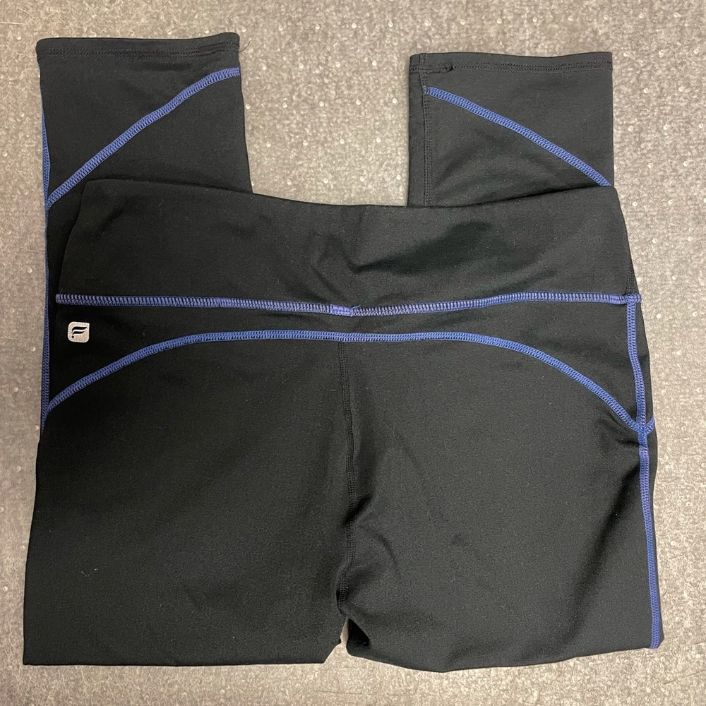 Fabletics capri leggings - Picture 2 of 2